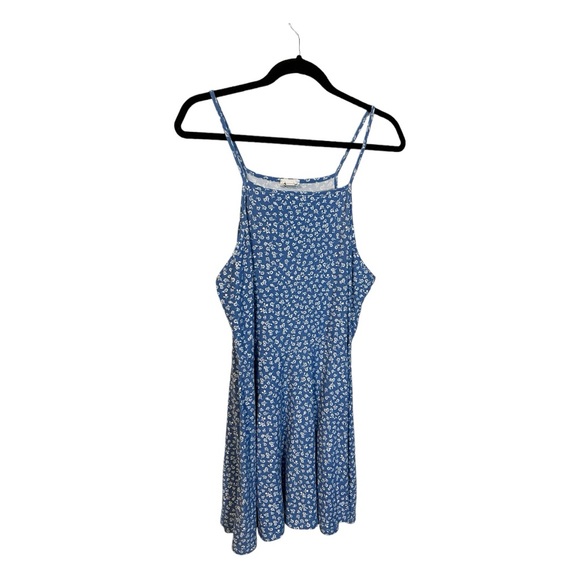 Ardene Dresses & Skirts - An Ardene blue and white dress in XXL
